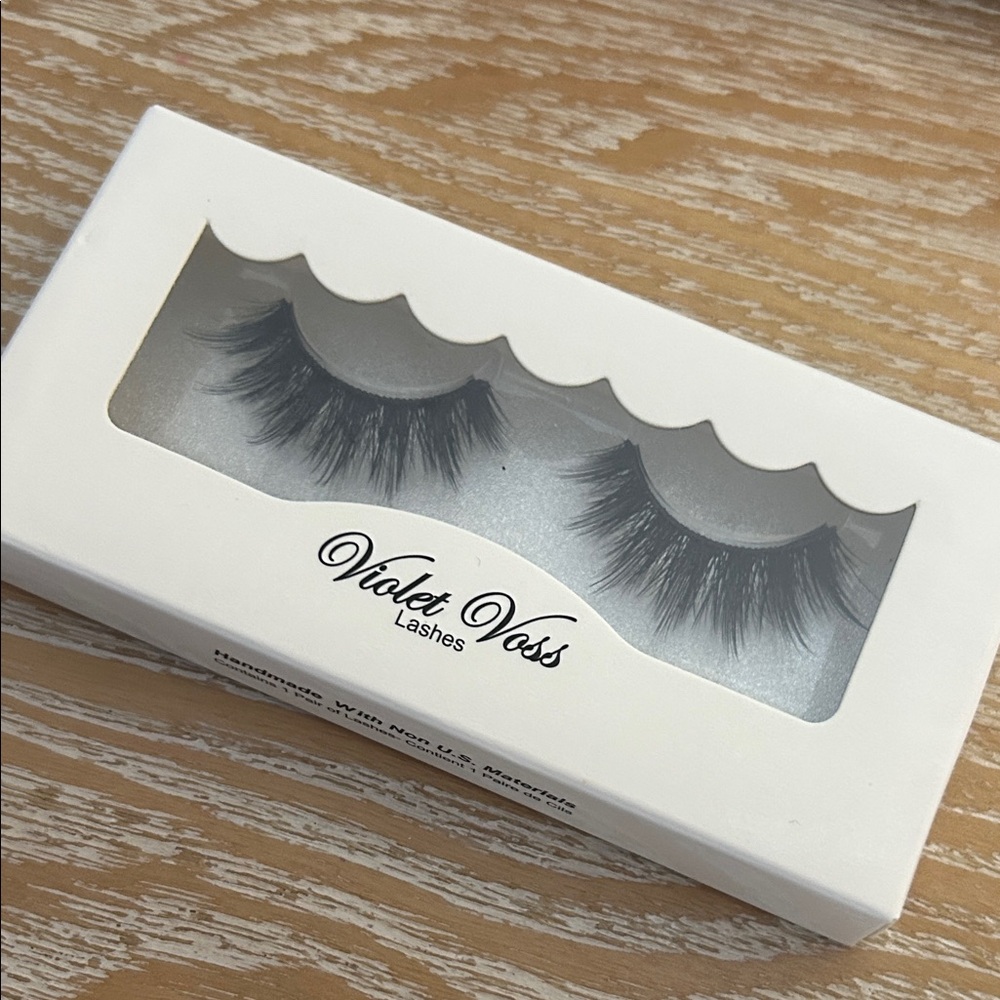 Violet Voss Just Slayin Black Lashes
